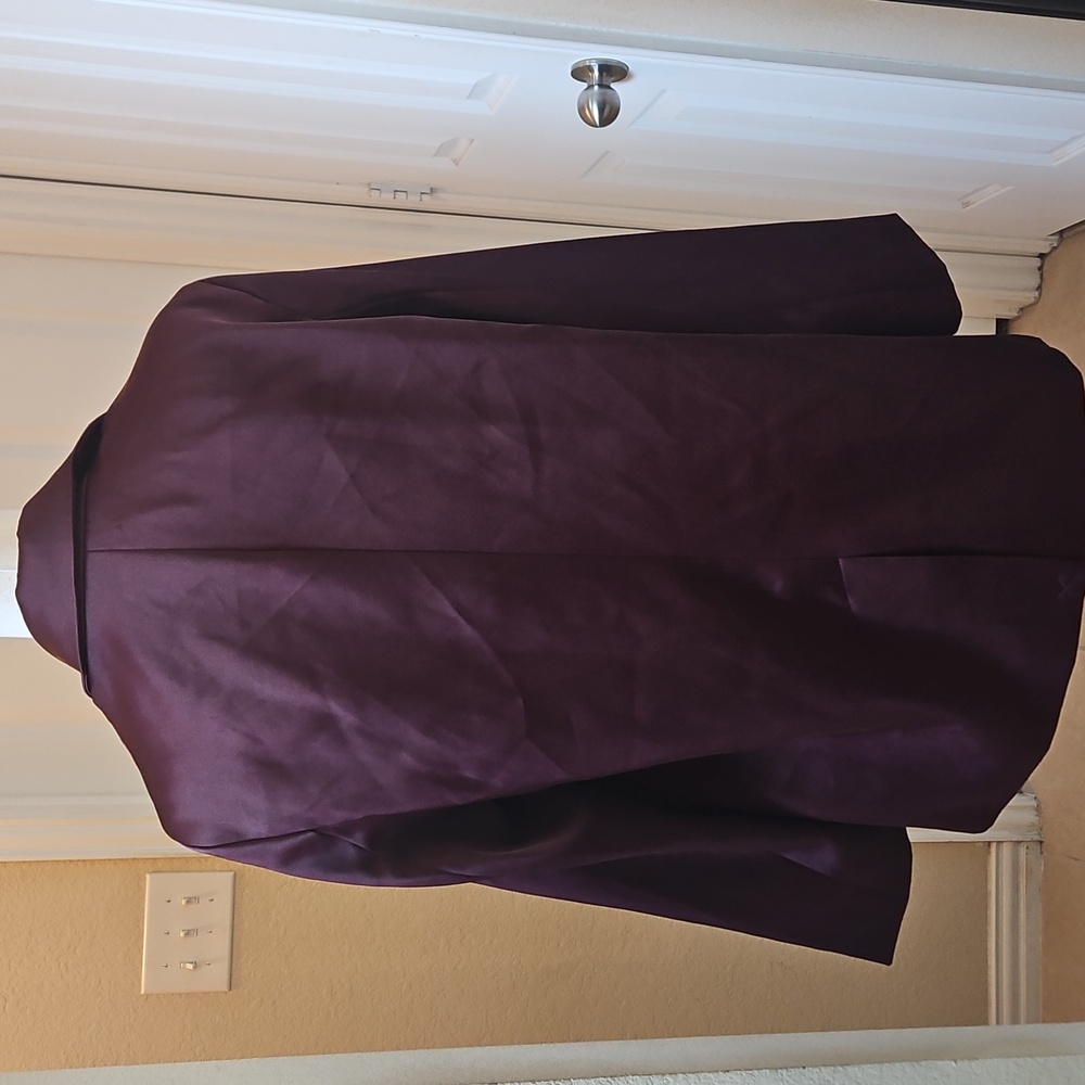 A New Day Structured Satin Blazer - Burgundy Size Medium NWT - Picture 8 of 10